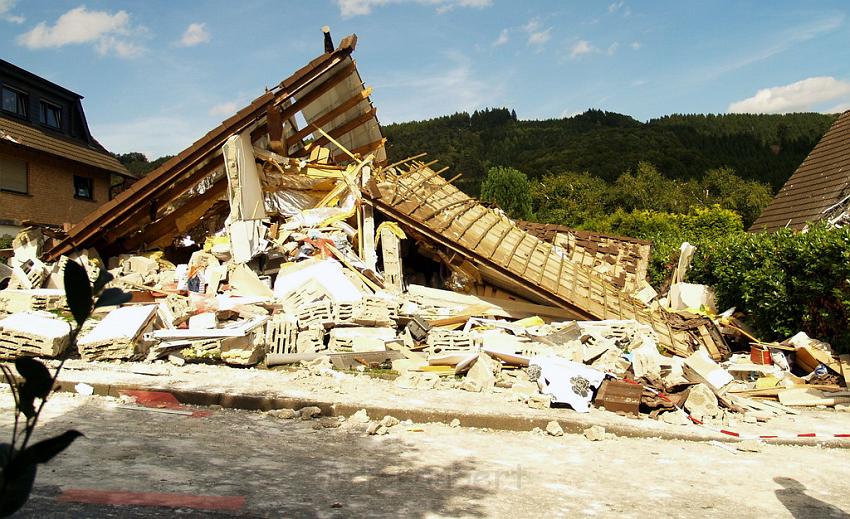 Haus explodiert Bergneustadt Pernze P066.JPG